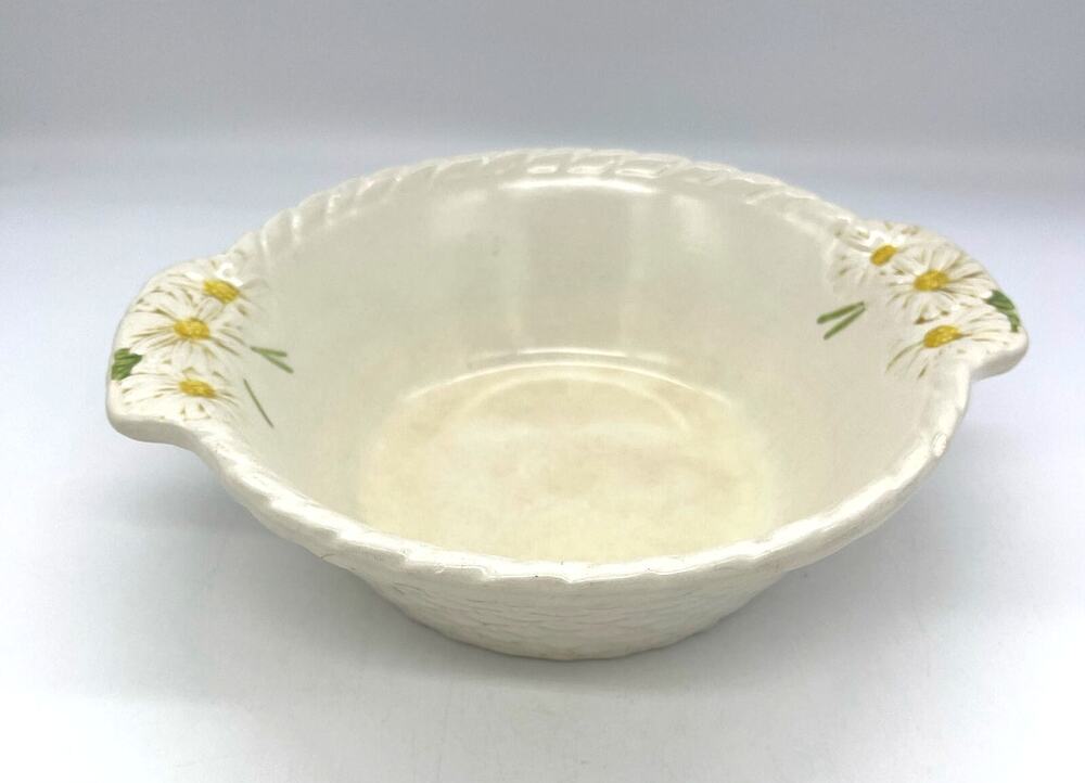 Vintage Metlox Sculptured Daisy Poppytrail Serving Bowl with Handles 9” Calif